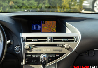 Подержанный автомобиль Lexus RX 2015 года (12 фото)