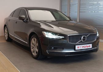 Подержанный автомобиль Volvo S90 2021 года (2 фото)