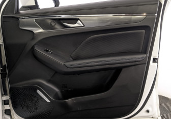 Подержанный автомобиль Haval Jolion 2023 года (24 фото)