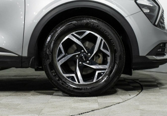 Подержанный автомобиль Kia Sportage 2022 года (7 фото)
