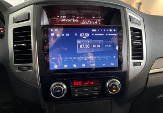 Подержанный автомобиль Mitsubishi Pajero 2014 года (13 фото)