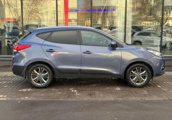 Подержанный автомобиль Hyundai ix35 2014 года (4 фото)