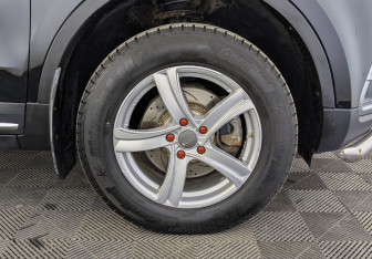 Подержанный автомобиль Geely Atlas 2019 года (12 фото)