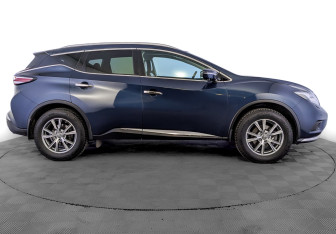 Подержанный автомобиль Nissan Murano Suv 2021 года (4 фото)