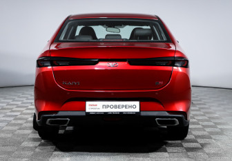 Подержанный автомобиль Kaiyi E5 2023 года (6 фото)