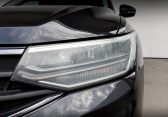 Подержанный автомобиль Volkswagen Tiguan 2021 года (17 фото)