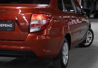 Подержанный автомобиль LADA (ВАЗ) Granta Sedan 2020 года (21 фото)