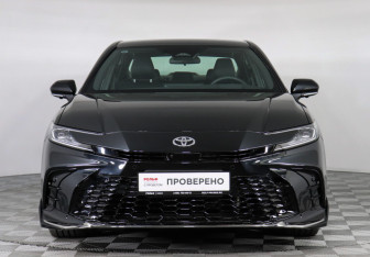 Подержанный автомобиль Toyota Camry Sedan 2025 года (2 фото)