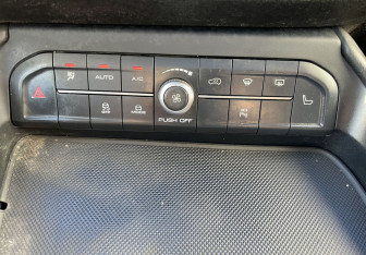 Подержанный автомобиль Haval F7 2021 года (16 фото)