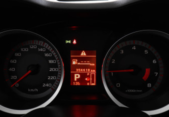 Подержанный автомобиль Mitsubishi Lancer Sedan 2008 года (11 фото)