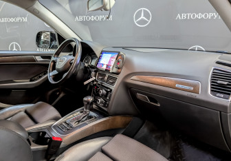 Подержанный автомобиль Audi Q5 2016 года (11 фото)
