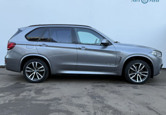 Подержанный автомобиль BMW X5 2014 года (4 фото)