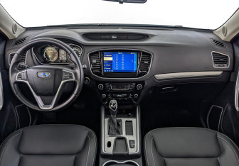 Подержанный автомобиль Geely Emgrand X7 2019 года (14 фото)