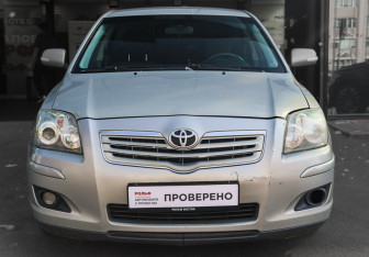 Подержанный автомобиль Toyota Avensis Sedan 2007 года (2 фото)