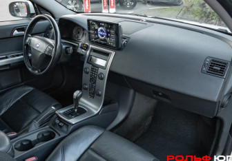 Подержанный автомобиль Volvo S40 2006 года (7 фото)