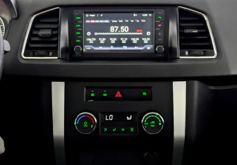 Подержанный автомобиль УАЗ Patriot 2024 года (14 фото)