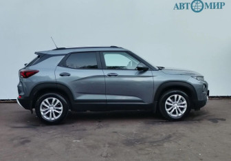 Подержанный автомобиль Chevrolet TrailBlazer 2021 года (4 фото)