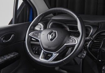Подержанный автомобиль Renault Kaptur 2020 года (13 фото)