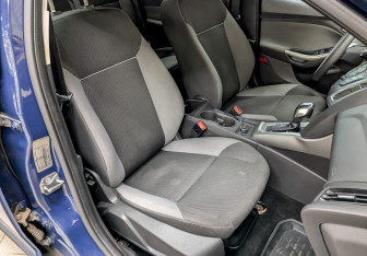 Подержанный автомобиль Ford Focus Hatchback 2013 года (21 фото)