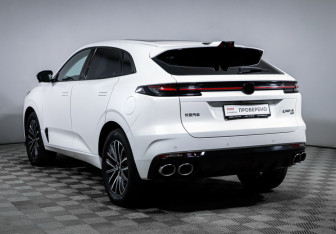 Подержанный автомобиль Changan UNI-K 2023 года (7 фото)