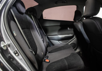 Подержанный автомобиль Kia Rio Sedan 2014 года (9 фото)