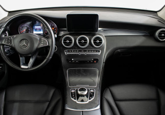 Подержанный автомобиль Mercedes-Benz GLC Coupe 2017 года (11 фото)