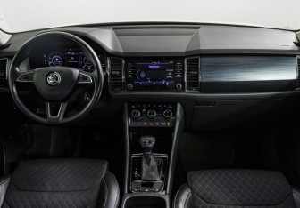 Подержанный автомобиль Skoda Kodiaq 2020 года (12 фото)