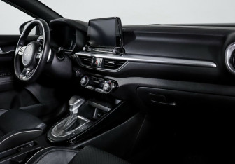 Подержанный автомобиль Kia Cerato Sedan 2022 года (7 фото)