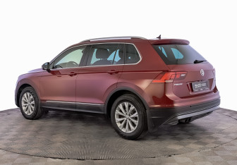Подержанный автомобиль Volkswagen Tiguan 2017 года (7 фото)
