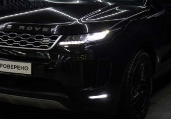 Подержанный автомобиль Land Rover Range Rover Evoque 2019 года (20 фото)