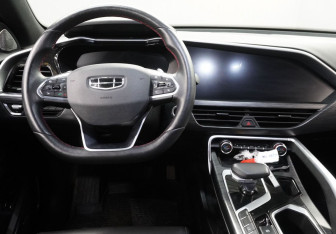 Подержанный автомобиль Geely Tugella 2023 года (13 фото)