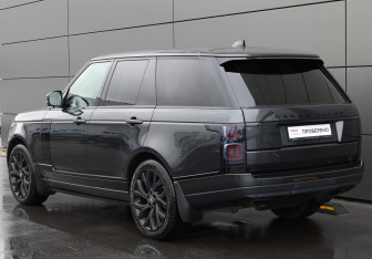 Подержанный автомобиль Land Rover Range Rover 2019 года (6 фото)