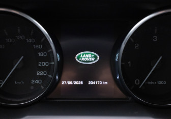 Подержанный автомобиль Land Rover Range Rover Evoque 2015 года (12 фото)