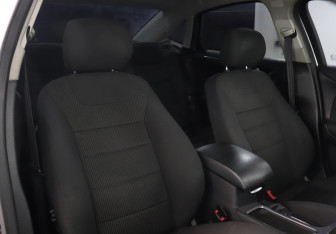 Подержанный автомобиль Ford Mondeo Sedan 2012 года (16 фото)