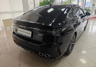 Подержанный автомобиль Chery Arrizo 8 2023 года (5 фото)