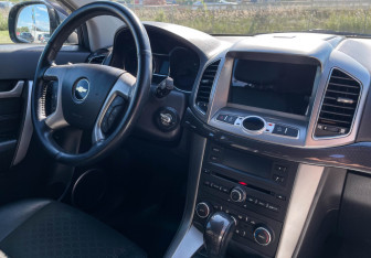 Подержанный автомобиль Chevrolet Captiva 2014 года (9 фото)