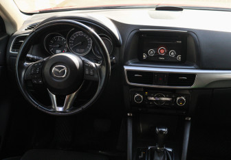 Подержанный автомобиль Mazda CX-5 2016 года (10 фото)