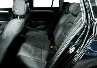 Подержанный автомобиль Volkswagen Passat Wagon 2017 года (12 фото)