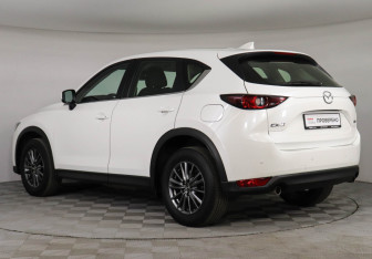 Подержанный автомобиль Mazda CX-5 2019 года (7 фото)