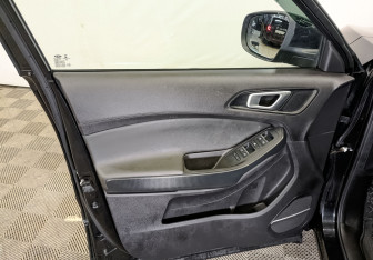 Подержанный автомобиль Chery Tiggo 4 2021 года (21 фото)