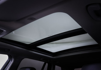 Подержанный автомобиль BMW X3 2016 года (18 фото)