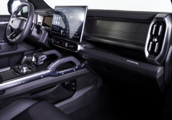 Подержанный автомобиль Jetour T2 2024 года (10 фото)