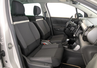 Подержанный автомобиль Citroen C3 Aircross 2020 года (19 фото)