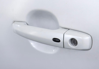 Подержанный автомобиль Suzuki Grand Vitara 2014 года (15 фото)