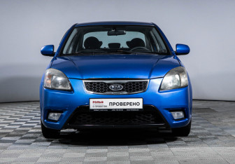 Подержанный автомобиль Kia Rio Sedan 2011 года (2 фото)