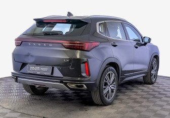 Подержанный автомобиль Exeed LX 2022 года (5 фото)