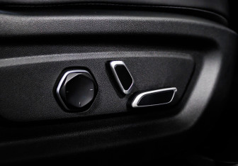 Подержанный автомобиль Changan UNI-K 2023 года (25 фото)