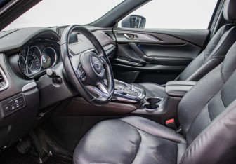 Подержанный автомобиль Mazda CX-9 2018 года (10 фото)