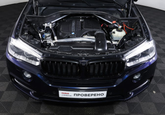 Подержанный автомобиль BMW X5 2016 года (9 фото)