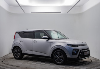Подержанный автомобиль Kia Soul 2019 года (3 фото)